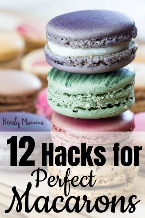 I was hopeless at making macaron cookies, but now that I have these 12 Hacks for Perfect Macarons, I am a cookie-making-machine! #nerdymammablog #macarons Perfect Macarons, French Macaroon Recipes, Kue Macaroon, Macaroon Cookies, Macaron Recipes, Macaron Flavors, Cookie Making, Macaron Cookies, French Macaroons