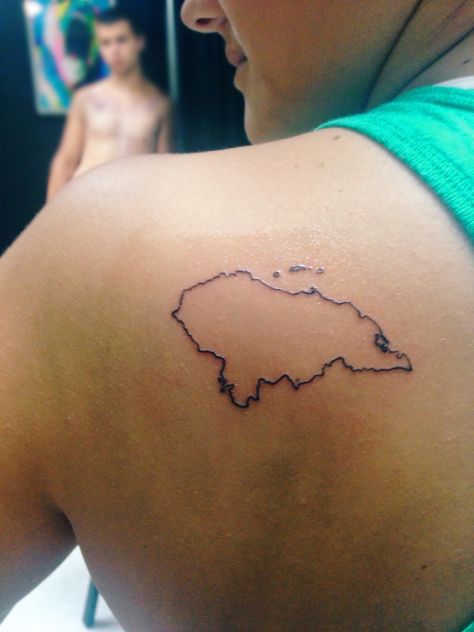 First tattoo- Honduras Honduran Tattoo Ideas, Honduran Tattoos, Honduras Flag Aesthetic, Honduras Tattoo Ideas, Honduras Tattoo, Honduras Aesthetic, Latina Tattoo Ideas, Honduras Art, Clock Tattoos