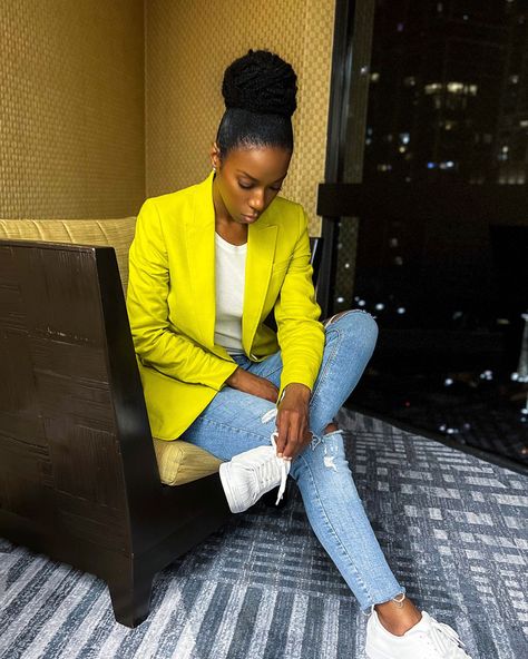 Jeans And Blazer Casual Outfit, Bright Blazer Outfits For Women, Blazer And Jeans Outfit Black Women, Work Outfits With Jeans Casual Fridays, Color Blazer Outfits For Women, Blazer And Jordans Outfit, Jeans With Blazers Women, Suits And Sneakers Women, Jeans And A Blazer Outfit