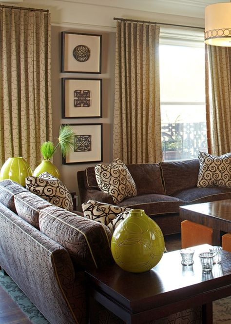 taupe brown and green living room   where can I find these vases??? Really like them Brown And Green Living Room, Foyer Room, Taupe Curtains, Living Room Decor Brown Couch, Brown Furniture Living Room, Muebles Shabby Chic, Gray Couch, Brown Couch Living Room, Brown Living Room Decor