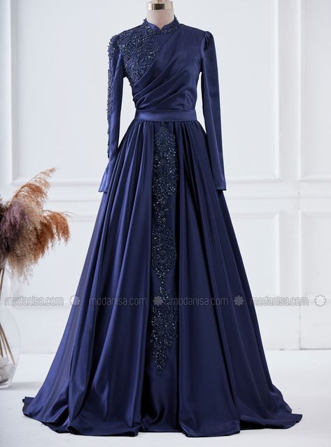 Modest Evening Gowns, Blue Hijab, Navy Prom Dresses, Cute Red Dresses, Modest Evening Dress, Elegant Ball Gowns, Long Blue Dress, Beautiful Pakistani Dresses, Long Evening Dress