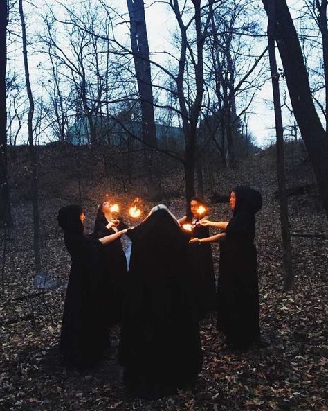 Witch Coven Pictures, Witch Coven Aesthetic, Witches In The Woods, Hollow Heathens, Coven Aesthetic, Woods Witch, Witch Of The Woods, Scott Gustafson, Witch Image