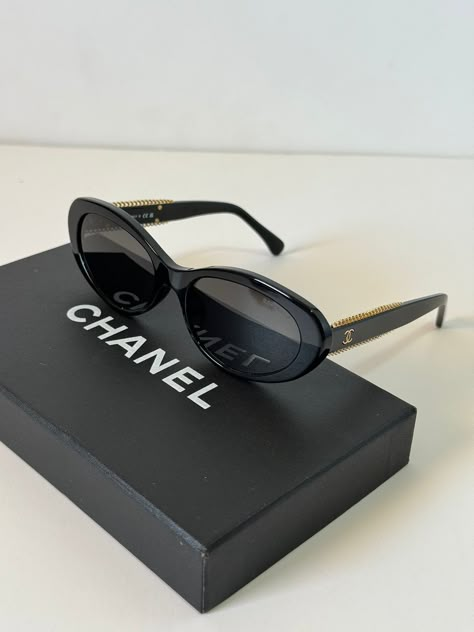 Chanel Glasses Sunglasses, Designer Shades Sunglasses, Chanel Shades, Channel Sunglasses, Pretty Sunglasses, Cute Glasses Frames, Glasses Frames Trendy, Classy Glasses, Fancy Glasses