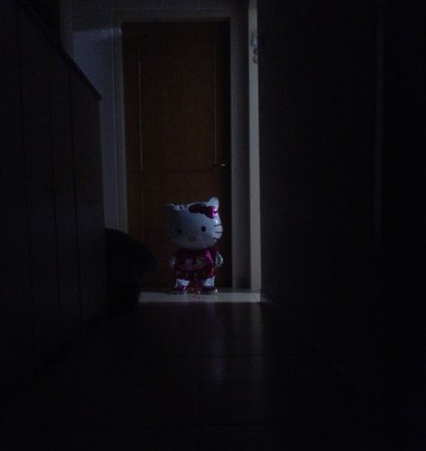 Gothic Hello Kitty Pfp, Creepy Hello Kitty Aesthetic, Y2k Hello Kitty Wallpaper Dark, Dark Hello Kitty Pfp, Hello Kitty Aesthetic Grunge Wallpaper, Creepy Icons Aesthetic, Hello Kitty Dark Aesthetic, Demon Hello Kitty, Dark Hello Kitty Aesthetic