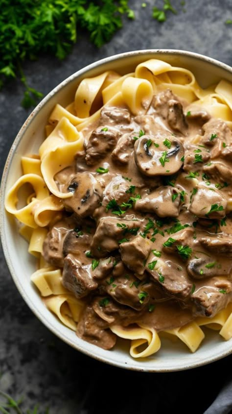 This one-pot beef stroganoff recipe is a hearty, comforting meal the whole family will love. It's creamy, savory, and ready in just 30 minutes! Beef Stroganoff Damn Delicious, Beef Scraps Recipes, Slower Cooker Beef Stroganoff, Beef Stroganoff Pot Roast, Taste Of Home Beef Stroganoff, Beef Stroganoff Oven Recipe, Homemade Beef Stroganoff With Steak, Filet Mignon Beef Stroganoff, Beef Stroganoff Recipe With Stew Meat