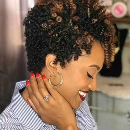 40 Best Crochet Braids Hairstyles to Try in 2022 - The Trend Spotter Short Crochet Hairstyles, Short Crochet Braids, Crochet Bob, Crochet Curls, Short Crochet, Crochet Hairstyles, Twisted Hair, Curly Crochet Hair Styles, Brown Curls