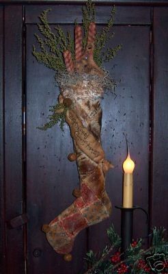 /pattis-ratties-primitive-gingerbread Primitive Christmas Tree Ideas, Primitive Santa Patterns, Primitive Christmas Patterns, Primitive Gingerbread, Primitive Scarecrows, Rug Hooking Patterns Primitive, Primitive Christmas Tree, Winter Patterns, Christmas Primitive Crafts