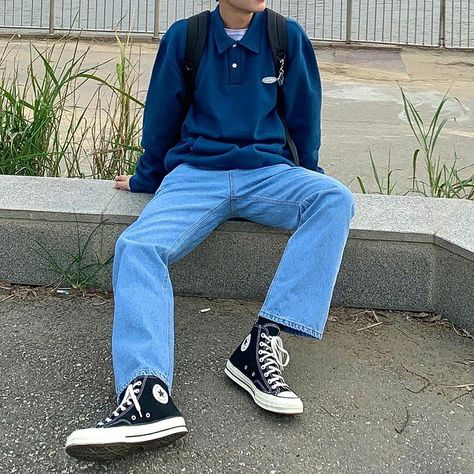 Blue Outfit Ideas Men, Jeans With Converse Outfits, Baggy Jeans Outfit Men, Blue Jeans Outfit Men, Style Blue Jeans, Outfits Guys, Blue Jeans Outfit, Asian Streetwear, Jeans Outfit Men