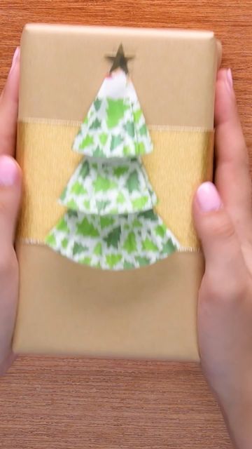 Gift Wrapping Hacks, Wrapping Hacks, Brown Paper, Happy Campers, Christmas And New Year, Save Yourself, Decor Crafts, Blossom, Gift Wrapping