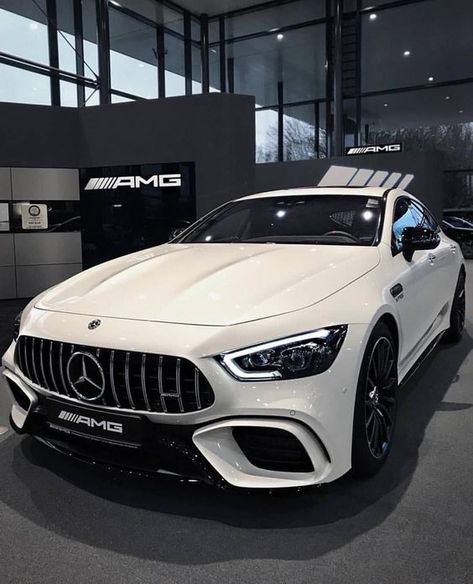 Luxury White Car, Kereta Sport, Tmax Yamaha, Wallpaper Hippie, Luxury Cars Mercedes, تويوتا لاند كروزر, Mobil Futuristik, Mobil Bmw, Luxury Car Photos