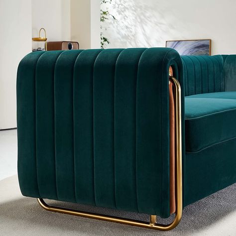 Velvet Green Couch, Stylish Couch, L Shaped Sofa Designs, Green Sofa Living Room, Modern Velvet Sofa, Sofa Design Wood, Green Couch, Unique Sofas, Velvet Couch