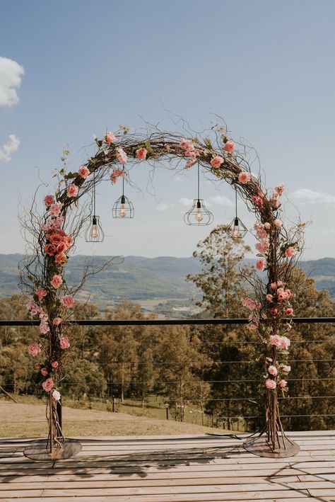 Rose Arch Wedding, Autumn Reception, Wedding Arbors, Lodge Wedding, Cute Wedding Ideas, Diy Wedding Decorations, Wedding Arch, Simple Weddings, Backyard Wedding