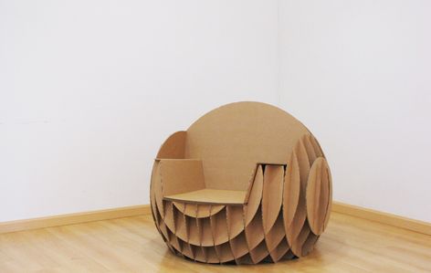 Cardboard Furniture Design, Cardboard Chair, Cardboard Design, Paper Furniture, Cnc Furniture, Cardboard Sculpture, Cardboard Display, Furniture Details Design, Flat Pack Furniture