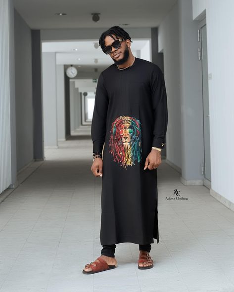 Guys Native Outfit, Guys Native Styles, Kaftan Dress For Men, Men Senator Wears, African Men Fashion Senator, Male Native Wears, Igbo Attire, Men Kaftan Designs, Dressing Sense For Men