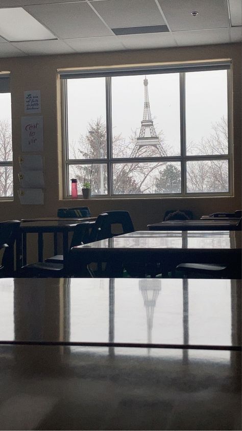 Parisian School Aesthetic, French Classroom Aesthetic, French Boarding School Aesthetic, French Club Aesthetic, French Exchange Student, Europe School Aesthetic, European High School Aesthetic, European School Aesthetic, Canadian School Aesthetic