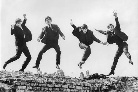 5 Fab Facts About Music’s British Invasion — History Facts The Beatles Help, Beatles Poster, Lady Madonna, The White Album, The Ed Sullivan Show, The Yardbirds, Beatles Songs, Twist And Shout, British Invasion