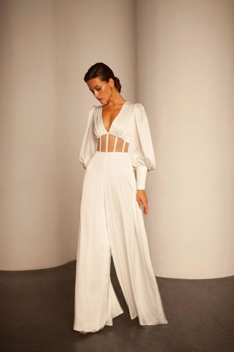 GAIA – Reev Bridal Boho Wedding Jumpsuit The Bride, Wide Leg Bridal Jumpsuit, Bridal Corset Jumpsuit, Wedding Jumpsuit Lulus, Modern Wedding Jumpsuit, Bridal Overall, Lesbian Bridal Outfit, Corset Top Jumpsuit, Bridal Outfit Change