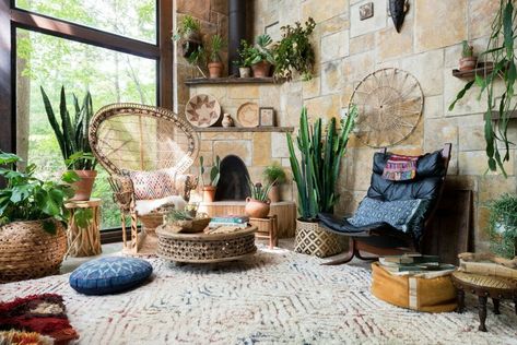 Bohemian Interior Design: 7 Best Tips For Creating Seamless Boho Style Sala Zen, Lots Of Plants, Deco Jungle, Meditation Rooms, Zen Room, Stil Boho, Deco Boheme, Bohemian Interior, Bohemian Living