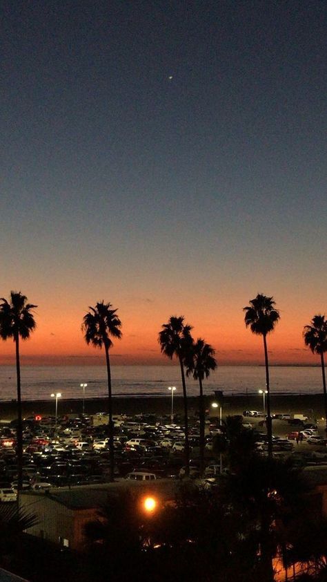 Los Angeles Wallpaper, Los Angeles Aesthetic, Aesthetic Pretty, Sky Pictures, Sunset Wallpaper, City Of Angels, Pretty Sky, California Dreaming, Sunset Pictures