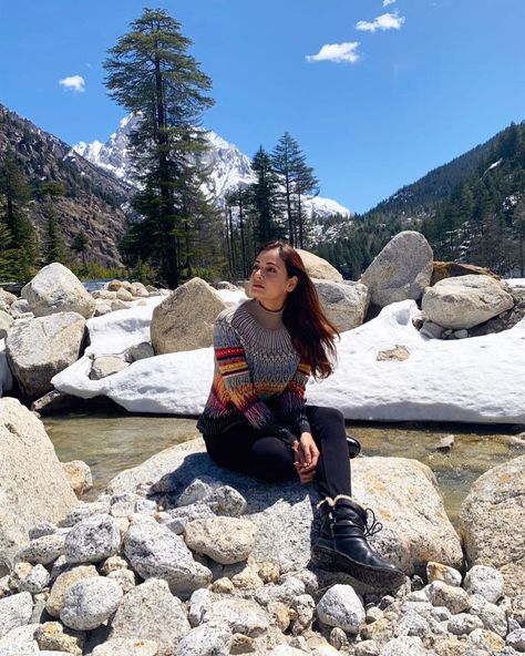 Image may contain: 1 person, outdoor, nature and water Nature, Shimla Manali Photography, Shimla Photography Poses, Kufri Shimla Photography, Poses In Manali, Manali Photo Ideas, Shimla Outfit Ideas Women, Manali Trip With Friends, Simla Manali Photography