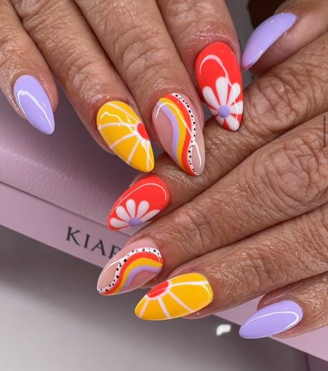 70s Nails Retro Square, Summer Retro Nails, Fun August Nails, Big Flower Nails, Simple Summer Nail Designs 2024, Beach Nails Inspo 2024, Multiple Design Nails, Fun Almond Nail Designs, Fancy Summer Nails