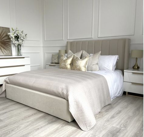 Beige carpet bedroom