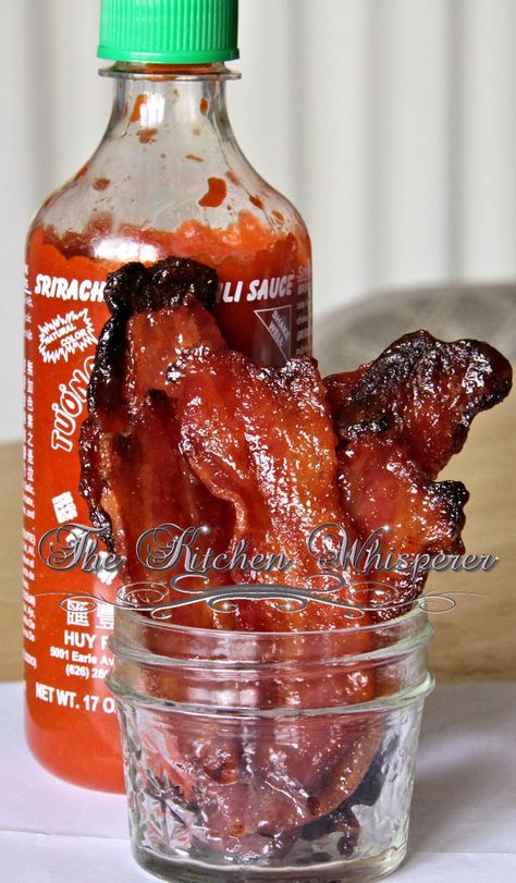 Sriracha Spiced Bacon Sriracha Recipes, Sunday Football, Baked Bacon, Candied Bacon, Bacon Recipes, Man Candy, Ceviche, Sriracha, Junk Food