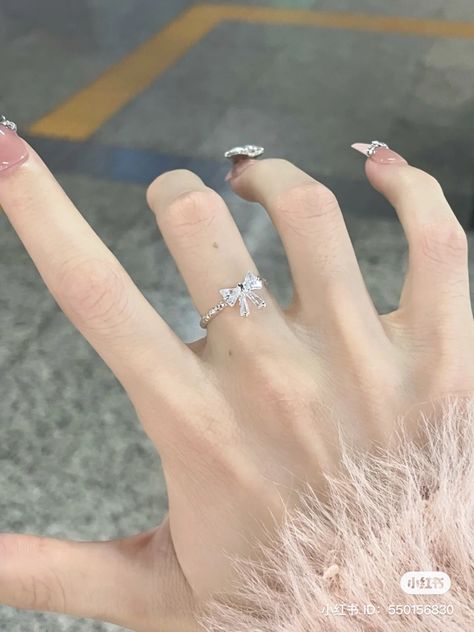 Cincin Korea Style, Ethereal Rings, Korean Rings, Stylish Jewelry Accessories, Aesthetic Ring, Ethereal Jewelry, Bridal Necklace Designs, Rings Aesthetic, Aesthetic Rings