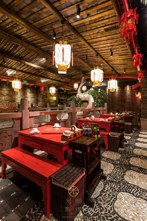 Small Chinese Restaurant Interior Design, Chinese Restaurant Exterior Design, Chinese Cuisine Aesthetic, Asian Coffee Shop, Chinese Coffee Shop, Chinese Cafe Design, Chinese Restaurant Interior Design, Asian Restaurant Design, Chinese Restaurant Interior