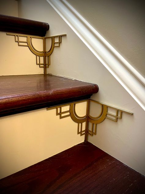 Art Deco Rattan, Adding Stairs To House, Unique Home Renovations, Chair Rail Entryway, Art Deco Antiques, Upgrade Staircase, Art Deco Baseboard, 1920s Decor Interior Design, Wooden Columns Interior