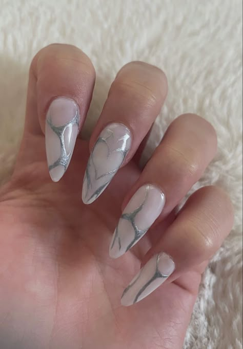 White Nails With Lines, Silver Line Nails, Chrome Heart Nails, Cute White Dress, Lines On Nails, School Nails, Silver Nails, Heart Nails, Pretty Acrylic Nails