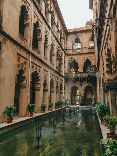 The Lakshmi Vilas Palace in Vadodara, Gujarat, India, was constructed by the Gaekwad family, a prominent Maratha family, who ruled the Baroda State. Major Charles Mant was credited to be the main architect of the palace. Lakshmi Vilas Palace Vadodara, Laxmi Vilas Palace Vadodara, Laxmi Vilas Palace, India Palace, Hacker Girl, Desi Aesthetic, Bedroom Bed Design, Indian Architecture, Bridal Gold Jewellery Designs