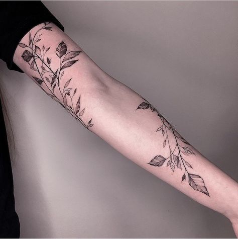 Side Elbow Tattoo, Around Elbow Tattoo, Under Elbow Tattoo, Tattoos Plants, Elbow Tattoo, Elbow Tattoos, Sleeve Ideas, Sleeves Ideas, Tiny Tattoos