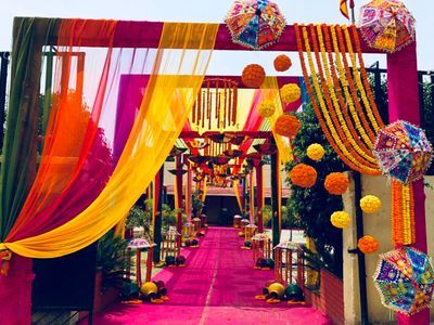 Photo By Verma Tent House - Decorators Tent House, Gate Decoration, House Photo, Wedding Register, Shri Krishna, Plan Planner, Instagram Logo, Popular Wedding, Plan Your Wedding