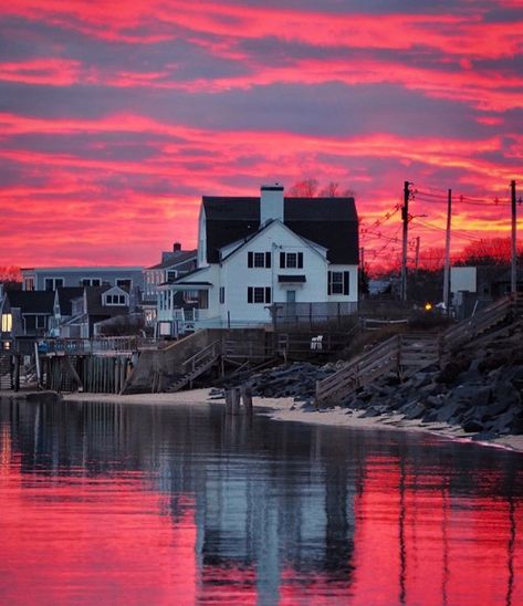 iller shot by @adam_a_rose from P Town #capecod #capecodimage Martha Vineyard, Provincetown Cape Cod, Provincetown Massachusetts, Cape Cod Massachusetts, House By The Sea, Sun Rises, Truro, Martha's Vineyard, Sun Sets