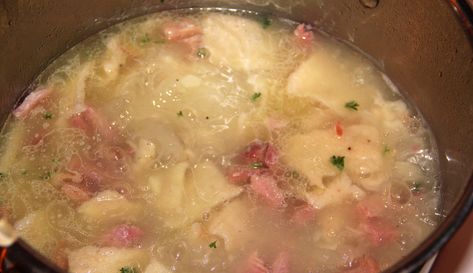 Slippery Pot Pie Recipe, Dutch Ham Pot Pie, Ham Pot Pie, Homemade Pot Pie, Pennsylvania Dutch Recipes, Boiled Ham, Homemade Ham, Stew Soup, Crockpot Ham