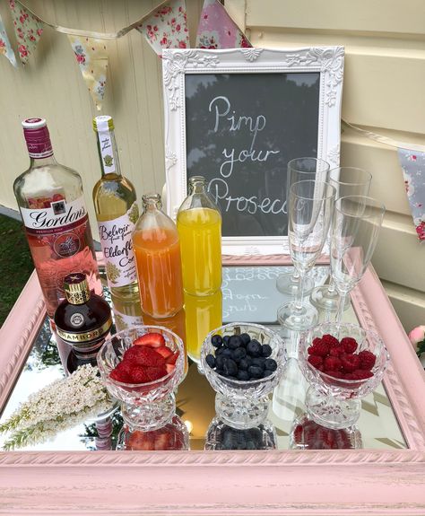 Hen Do House Party, Prosecco Party Ideas, Classy Hen Do Decorations, Garden Party Hen Do, Hen Do Cocktails, Hen Do Table Decorations, Pjs And Prosecco Party, Hen Festival, Prosecco Station