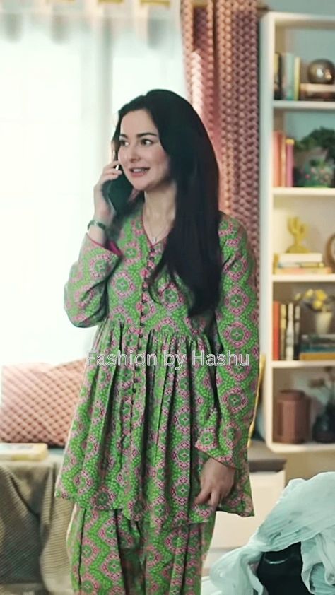 New Lawn Suit Collection fashion by hashu Short Frocks, Simple Dress Casual, Short Frock, Latest Dress Design, Pakistani Fashion Casual, Stylish Short Dresses, Desi Fashion Casual, Casual Wear Dress, Dress Design Patterns