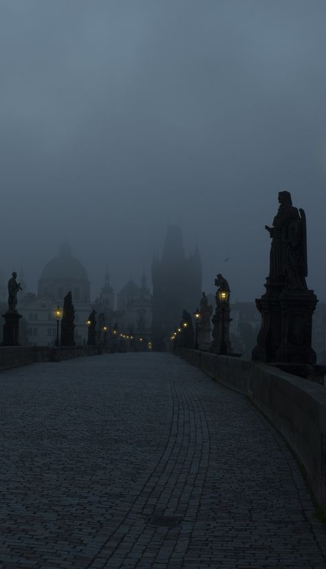 Charles University Prague, Prague Fall, Prague Buildings, Prague Bridge, The World Aesthetic, Prague Nightlife, Prague Aesthetic, Charles Bridge Prague, Prague City