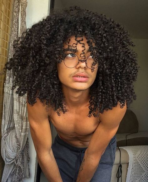 3c Curly Hair, Natural Hair Men, Greek City, 3c Hair, Reference Pics, Pelo Afro, Boys With Curly Hair, Mens Braids Hairstyles, Curly Hair Men