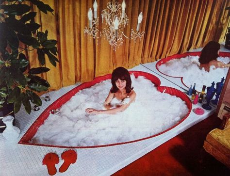 vintage home hot tub | ... : Photo Honeymoon Suite 1960s heart shaped jacuzzi spa hot tub Unusual Home, Honeymoon Suite, My Funny Valentine, Vintage Americana, Cheap Decor, Vintage Valentines, Bubble Bath, Red Aesthetic, Cheap Home Decor