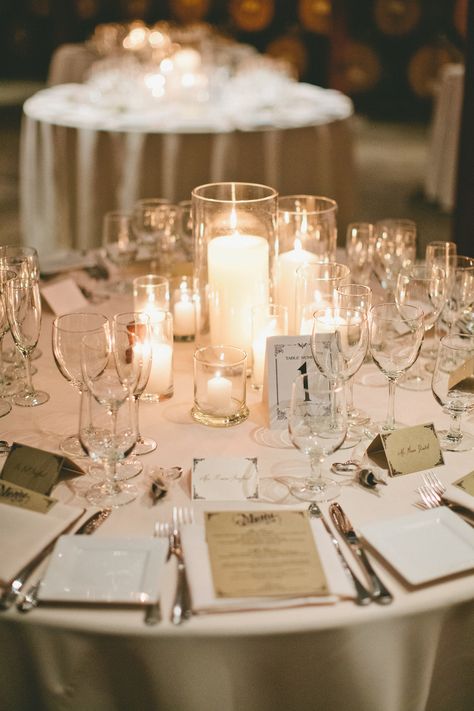 Candles make the perfect #centerpieces for a #winter wedding | Photography: www.onelove-photo.com Centrepiece Ideas, Decoration Evenementielle, Napa Valley Wedding, Boda Mexicana, Centerpiece Ideas, Wedding Table Decorations, Candle Centerpieces, Wedding Table Centerpieces, Wedding Candles