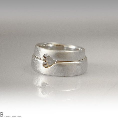 Couples Ring Set -Handmade pure silver LOVERS RING SET -Wedding Rings -Bague De Mariage -Matching We Heart Wedding Rings Sets, Set Wedding Rings, Couple Rings Silver, Matching Promise Rings, Matching Couple Rings, His And Hers Rings, Heart Wedding Rings, Silver Promise Rings, Wide Silver Ring