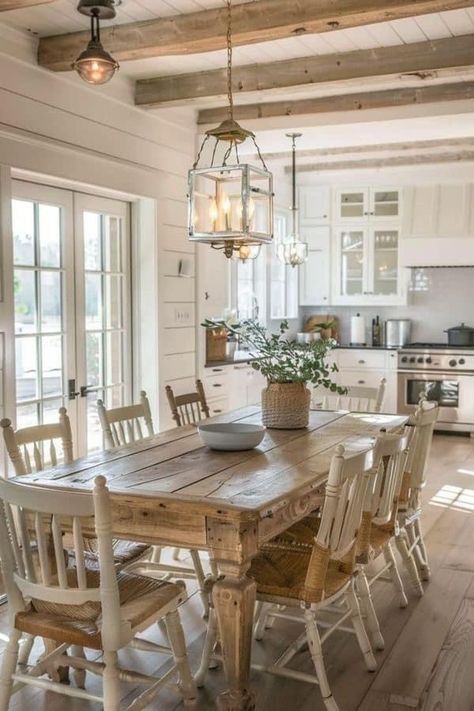 Cocina Shabby Chic, Cottage Dining Rooms, Kitchen Addition, House Dining Room, Farmhouse Kitchen Tables, Country Dining Rooms, Farmhouse Interior, Chic Kitchen, Farmhouse Dining Room