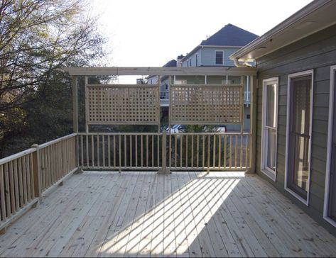 How to choose the deck privacy screens deck privacy screen privacy screen for deck railing DJVEAPQ Deck Privacy Screen, Privacy Deck, Privacy Screen Deck, Deck Railing Ideas, Outdoor Privacy Screen, Patio Privacy Screen, Small Pergola, Deck Privacy, Screened In Deck