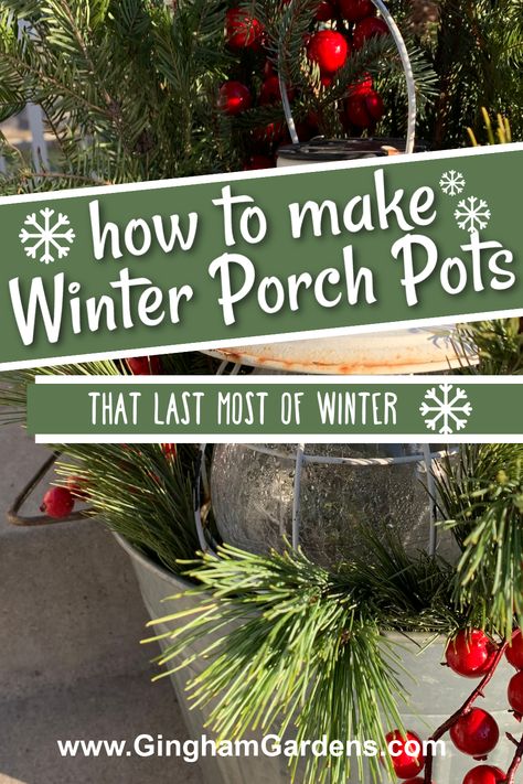 Outdoor Christmas Floral Arrangements, Front Porch Christmas Pots & Planters, Winter Outside Planter Ideas, Front Porch Planters Christmas, Outdoor Planters Winter, Natal, Christmas Pots Outside Front Porches Diy, Diy Christmas Pots Outside, How To Make Outdoor Christmas Planters