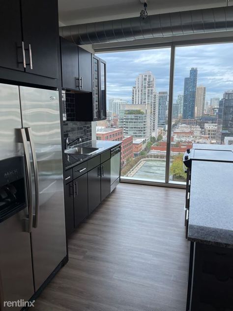 City Condo Aesthetic, Apartments In Chicago, Outside Of Apartment, Chicago Apartment Aesthetic, Downtown Chicago Apartment, Chicago Loft Apartment, Apartment In Canada, Condo Aesthetic, Average Apartment