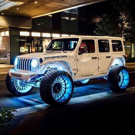 Jeep Easter Eggs, Blue Jeep Wrangler, Exterior Upgrades, Lifted Jeeps, Cars India, Jeep Things, Custom Vehicles, Car Jeep, Badass Jeep