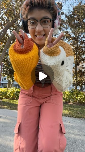 Ody Crochets on Instagram: "Introducing my silly little Goose and Duck sleeves!! They were inspired by @crochessiecarl ‘s cute goose sleeves!  Hope you enjoy!  Tags: #crochet #handmade #sillycrochet #silly #crochetsleeves #crochetduck #crochetgoose #sillygoose #sillyduck" Duck Crochet Sweater, Silly Crochet Patterns, Silly Crochet, Goose Crochet, Crochet Goose, Cute Goose, Duck Crochet, Shrug Pattern, Wool Crafts