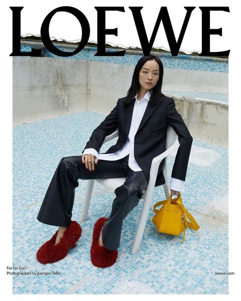 Loewe Pre-Spring 2024 Campaign Quiet Luxury Editorial, Creative Campaigns Advertising, Loewe Brand Identity, Loewe Photoshoot, Loewe Editorial, Crocs Campaign, Loewe Moodboard, Fashion Creative Ads, Loewe Campaign